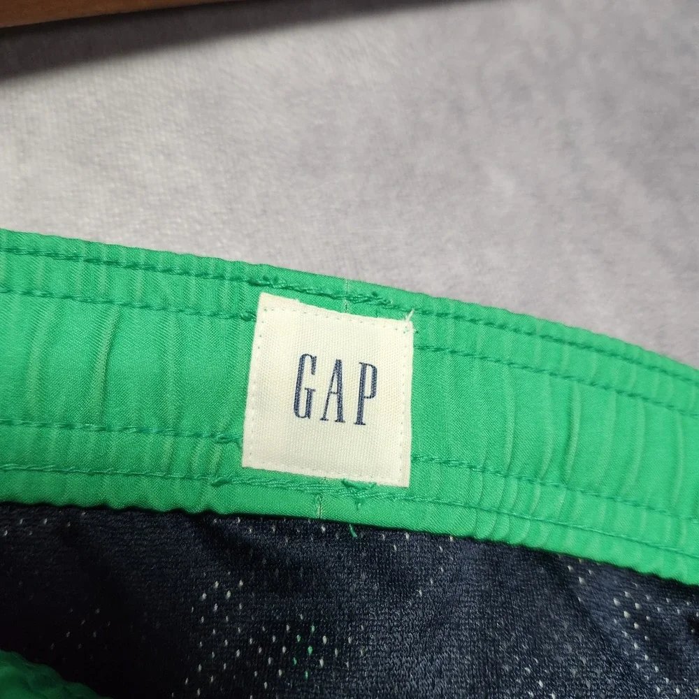 Gap Mens Pool Short Green Striped Swim Trunks Size Large B-6